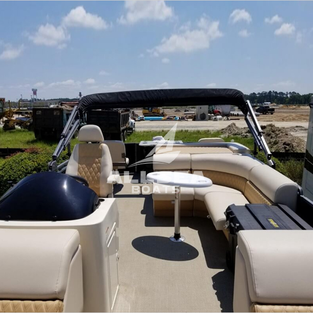 27ft luxe standaard pontonboot